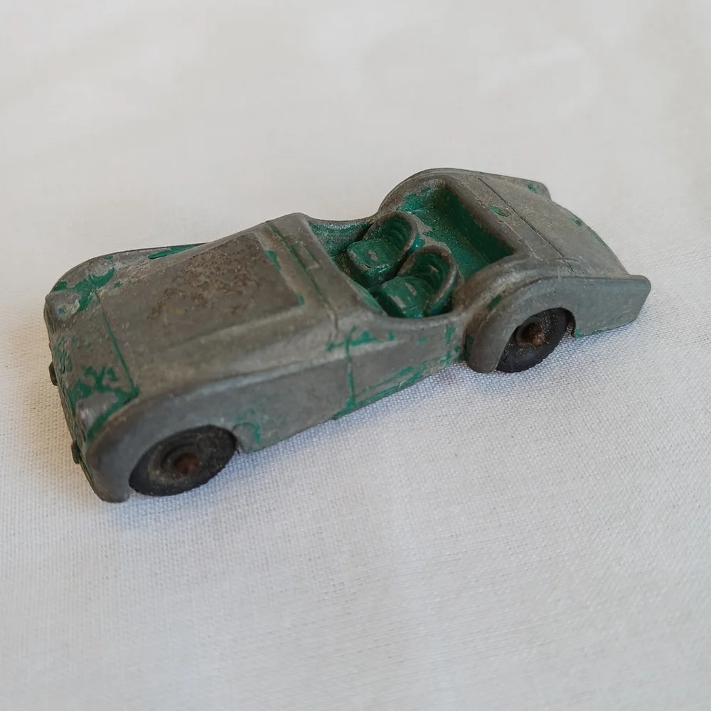 Tootsie Toy Triumph TR 3 Roadster Car 3